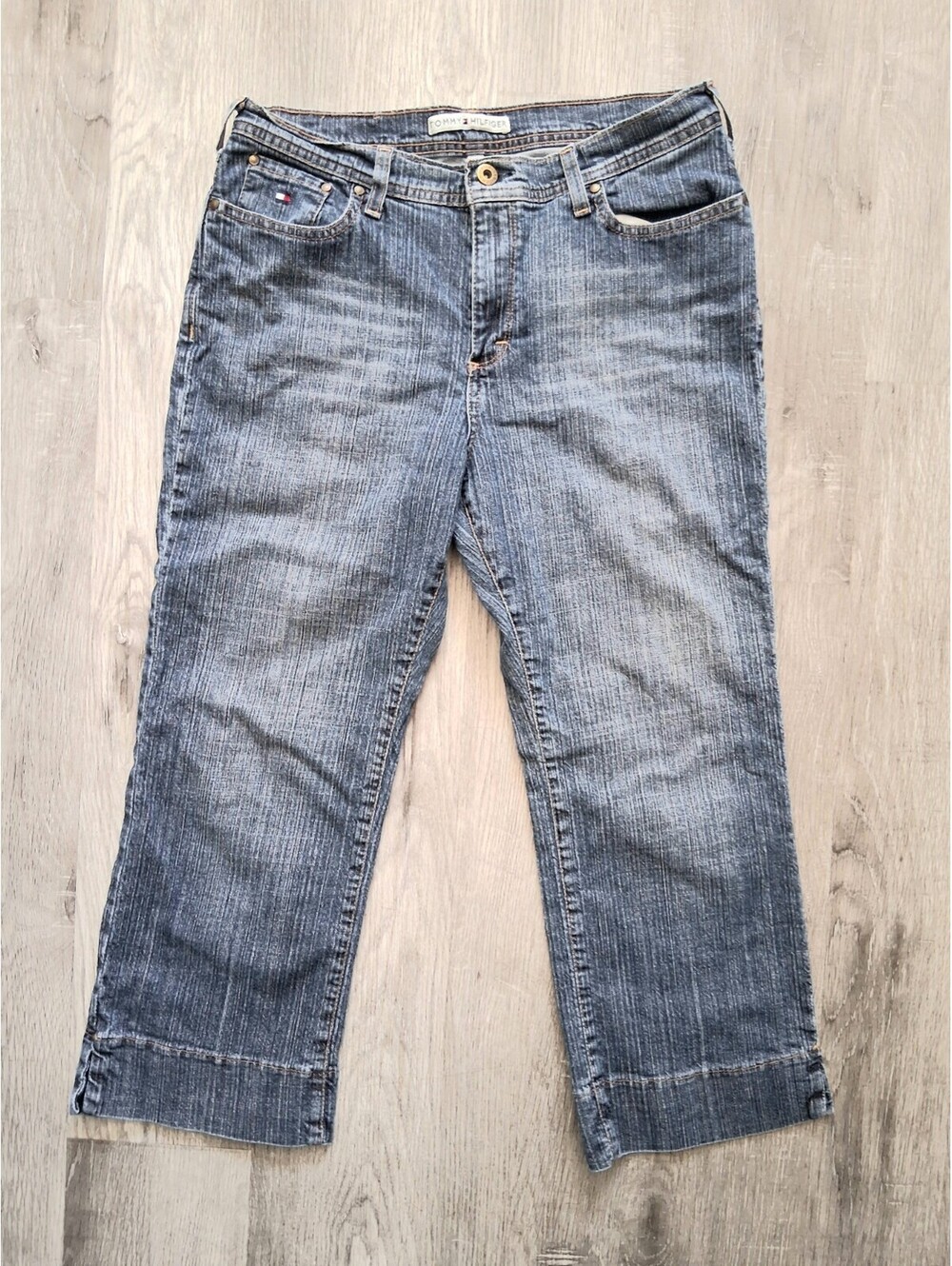 VTG Tommy Hilfiger Madison Women's 8, 29x22 Denim Capri Pants Made in Canada Y2K